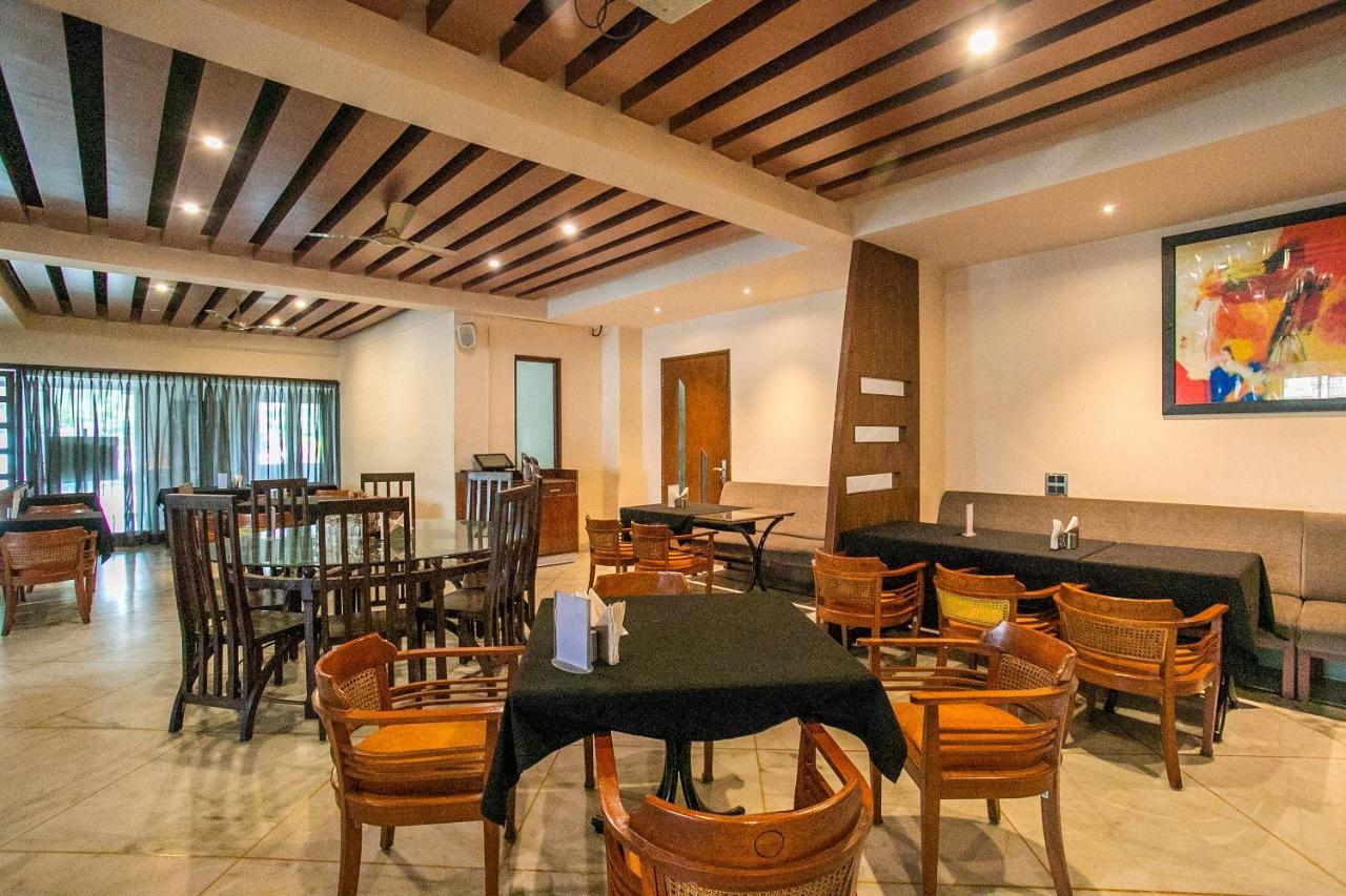 班加罗尔 Oyo 18762 Vaishnavi Residency酒店 外观 照片