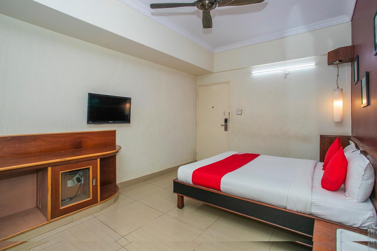 班加罗尔 Oyo 18762 Vaishnavi Residency酒店 外观 照片