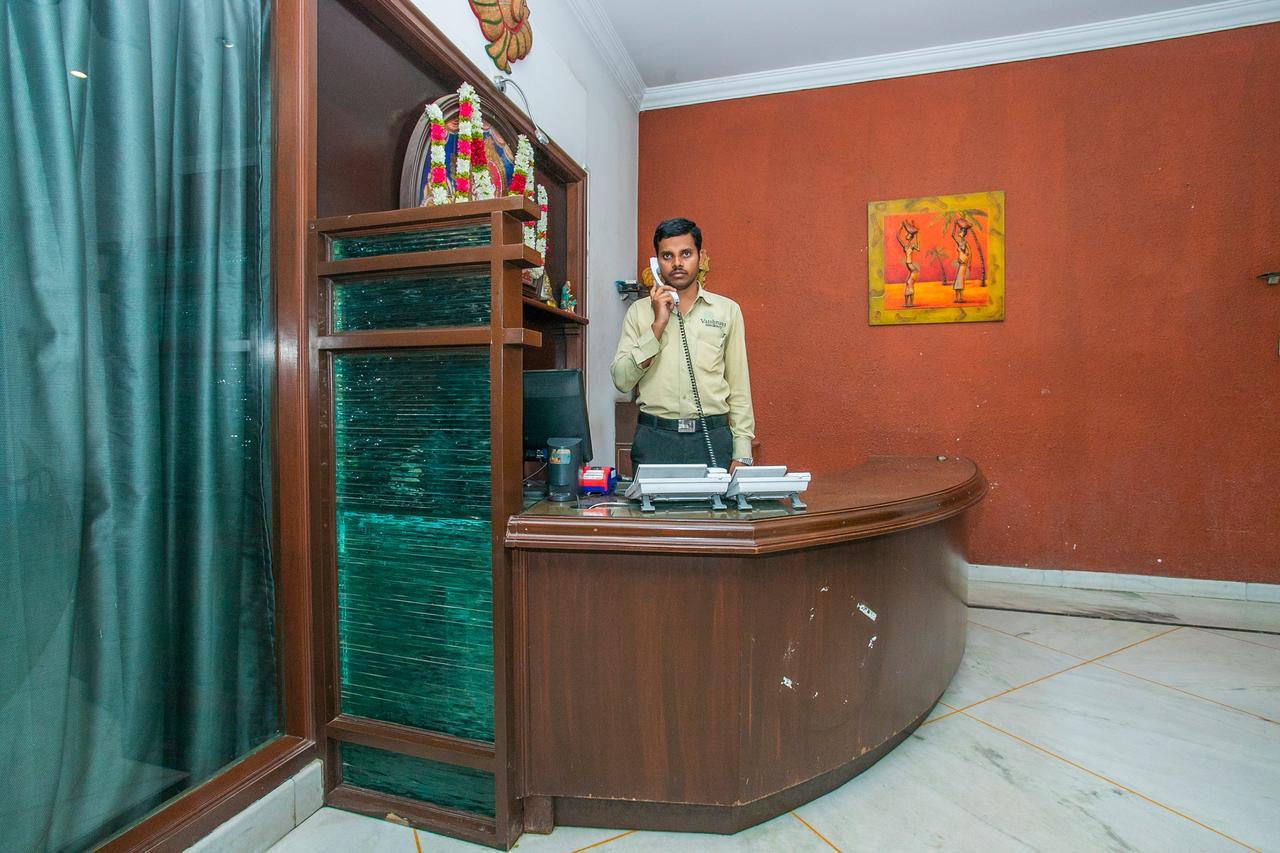 班加罗尔 Oyo 18762 Vaishnavi Residency酒店 外观 照片